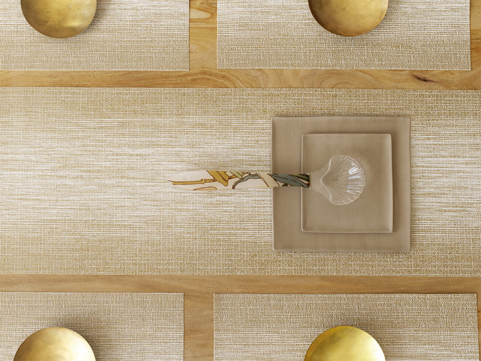 Yacht table settings